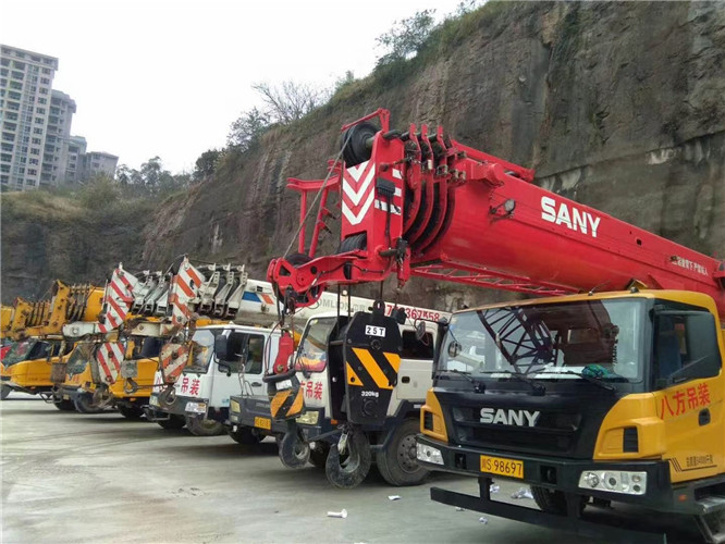 灵寿县吊车出租按什么计费？台班费、单次费、里程费怎么算？